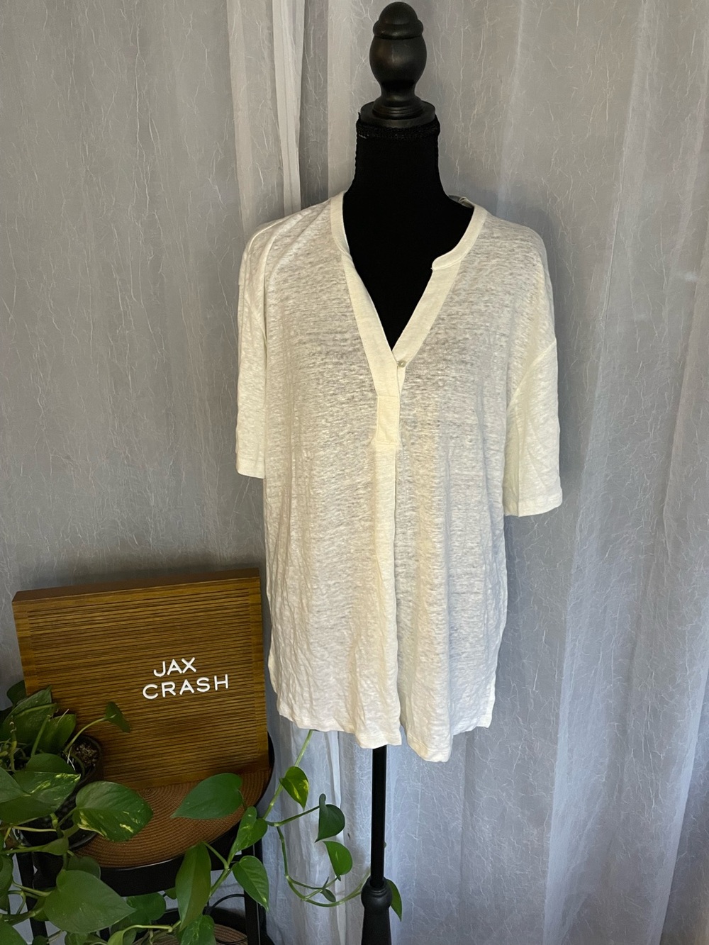 Tommy Bahama White Short-Sleeve Henley